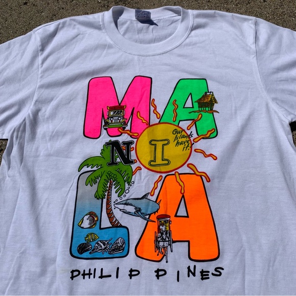 ✨ VINTAGE 90s MANILA FILIPINO SHIRT ✨ - Picture 3 of 6